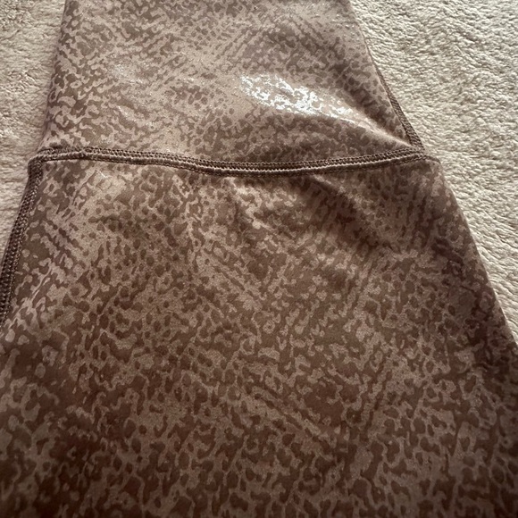 Aerie Offline Brown Metallic Snakeskin Leggings - Size Small. - Picture 3 of 6
